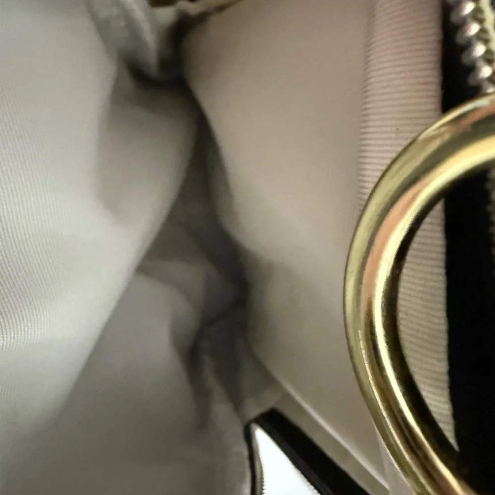 HaloVa Gray Baby insulated Bag also has strap for shoulder or crossbody - Picture 8 of 16